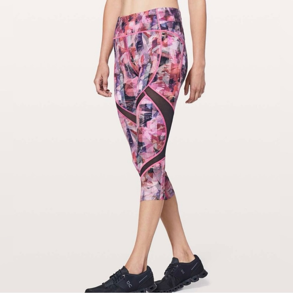 Lululemon On Pace Cropped Legging Sun Dazed Multi Pink Size 4 Colorful Like New